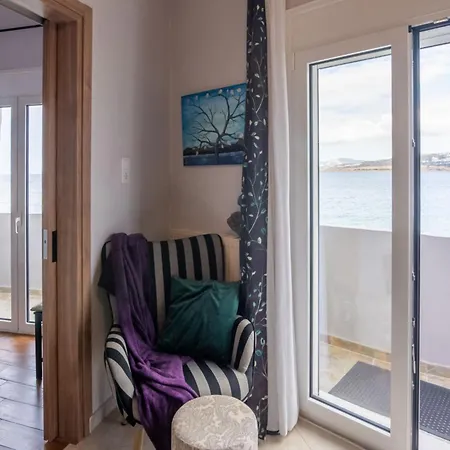 Orpheus House Beachfront 2bdr *